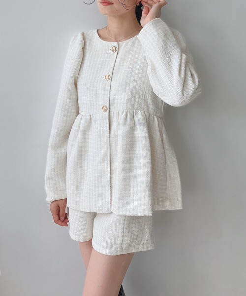 AS KNOW AS plus（アズノゥアズプラス）の「キラボタン ツイード ハイウエストショートパンツ　セットアップ可能（その他パンツ・レディース・ブラック/オフホワイト・FREE）」の14枚目の写真