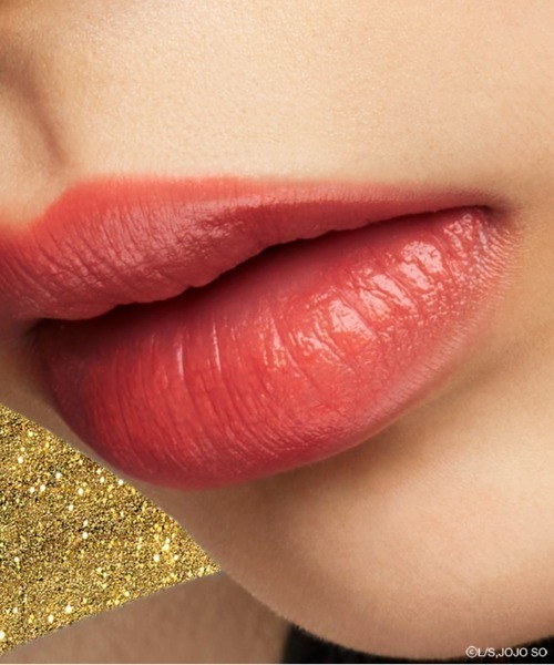 shu uemura(シュウウエムラ)の「ルージュ アンリミテッド ビザ―マーブル (ホリデーコレクション シュウ ウエムラ × ジョジョの奇妙な冒険)(口紅/リップティント/グロス・レディース・ビザ―マーブル(限定色)・FREE)」の2枚目の写真