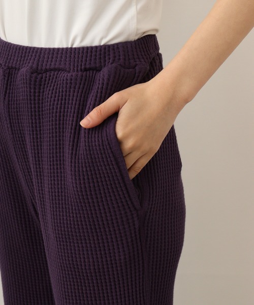 Arinomama(アリノママ)の「Arinomama 綿100%ワッフル ストレートパンツ(その他パンツ・レディース・スミクロ/アイボリー/ダークパープル/ブルー・F)」の12枚目の写真