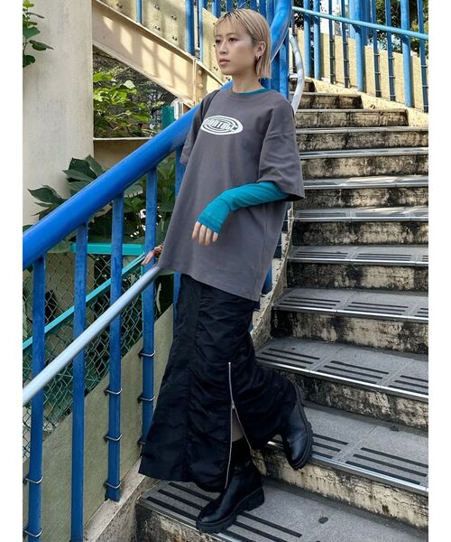 MURUA（ムルーア）の「テクノプリントTシャツ（Tシャツ/カットソー・レディース・ホワイト/ダークグレー/ブルー・FREE）」の9枚目の写真