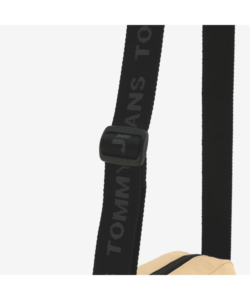 tommy jeans（トミー ジーンズ）の「デイリーリポーターバッグ（ショルダーバッグ・メンズ・ベージュ/ブラック/グレー・FREE）」の14枚目の写真