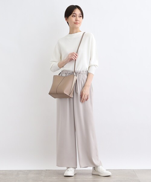 INDIVI（インディヴィ）の「◆【合皮／2WAY／ショルダー付き】バイカラーバッグ（ハンドバッグ・レディース・ブルー系9/ブラック系4/ベージュ系4・00）」の21枚目の写真