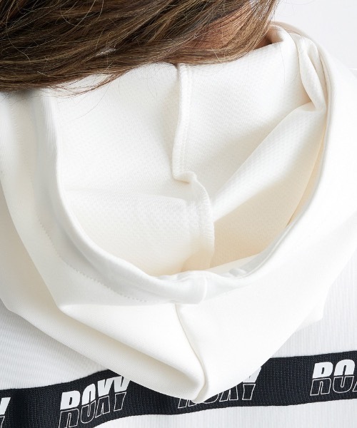 ROXY(ロキシー)の「MY WAY ZIP HOODIE/ロキシー速乾UVカット付きドルマンスリーブジップフーディ(スウェット・レディース・ホワイト/ブラック/グレー・LARGE/MEDIUM/SMALL)」の4枚目の写真