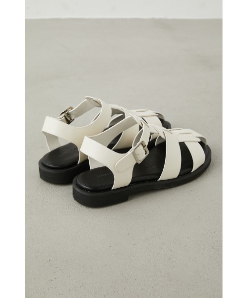 crie conforto（クリーコンフォルト）の「フラットグルカサンダル（サンダル・レディース・ホワイト/ブラック・SMALL/MEDIUM/LARGE/LL）」の5枚目の写真