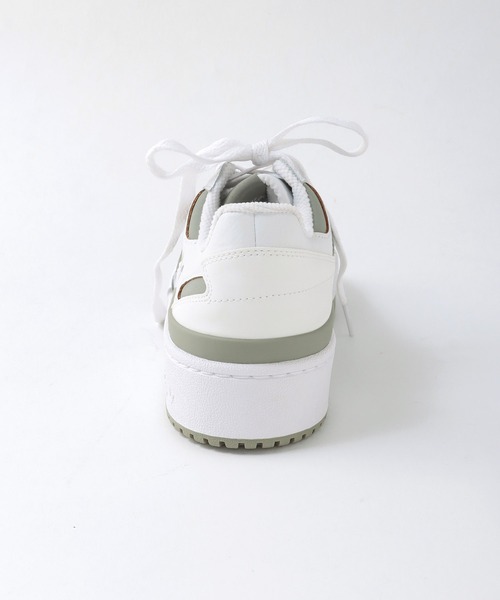 DRESSLAVE（ドレスレイブ）の「adidas originals / FORUM BOLD STRIPES W(フォーラム ボールド ストライプス) NIN82 ID0410（スニーカー・レディース・ホワイト・40/35/45）」の4枚目の写真