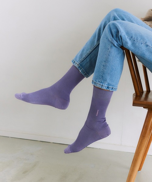 YUQRI（ユクリ）の「【YUQRI】Silky（ソックス/靴下・メンズ・ライトブルー/ブラック/ライトピンク/ライトベージュ/ネイビー/ダークグレー/ライトカーキ/ライトグレー/ホワイト/ラベンダー/オレンジ/ブラウン/レッド/エメラルド/ダークグリーン/スカイブルー/ライトグリーン/シルバーグレー/イエロー/スモークピンク/ワイン/グレイッシュブルー/ダークブルー/ダークオリーブ/ダークブラウン/ライム/ライトパープル/ライトイエロー・1/2）」の20枚目の写真