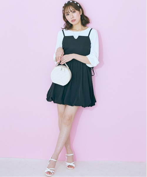 marun(マルン)の「<大きいサイズ> サイドオープンミニキャミソールワンピース marun(ワンピース・レディース・ホワイト×ブラック/ブラック・L/LL/3L/4L/5L)」の2枚目の写真