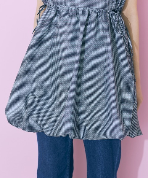 marun(マルン)の「<大きいサイズ> サイドオープンミニキャミソールワンピース marun(ワンピース・レディース・ホワイト×ブラック/ブラック・L/LL/3L/4L/5L)」の18枚目の写真