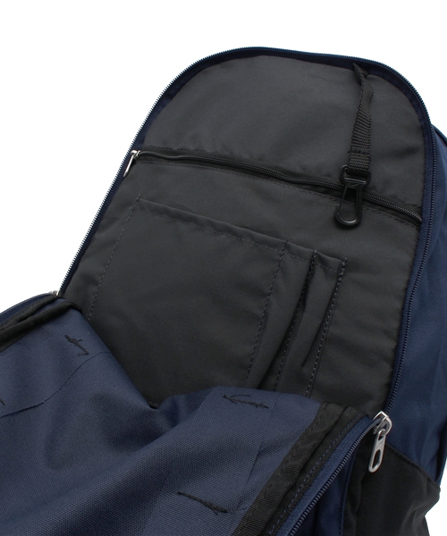 NIKE(ナイキ)の「WEGO/NIKE ブラジリア7バックパック(バックパック/リュック・メンズ・ブラック/ネイビー・FREE)」の3枚目の写真