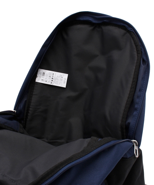 NIKE(ナイキ)の「WEGO/NIKE ブラジリア7バックパック(バックパック/リュック・メンズ・ブラック/ネイビー・FREE)」の4枚目の写真