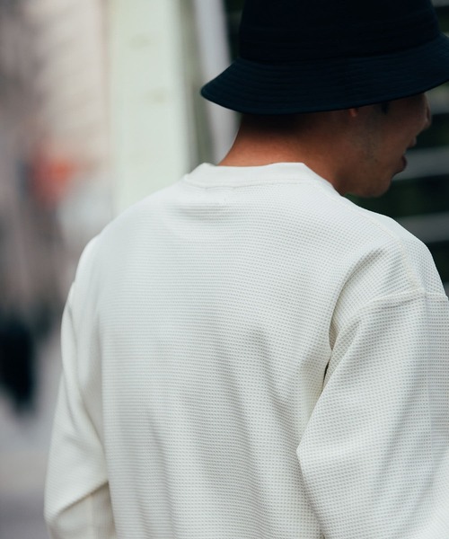 EKAL（エカル）の「『吸水速乾/UVカット』AIRFLEXワッフルロングスリーブTシャツ（Tシャツ/カットソー・メンズ・ブラック/ホワイト・LARGE/MEDIUM）」の9枚目の写真