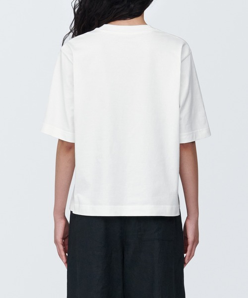 無印良品(ムジルシリョウヒン)の「婦人 涼感UVカットワイド半袖Tシャツ(Tシャツ/カットソー・レディース・イエロー/ホワイト/ライトグレー/ブラウン/ブルー・S/M/XL/L/XS)」の8枚目の写真
