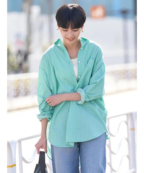 AMERICAN HOLIC(アメリカンホリック)の「UVカット加工バックタックシャツチュニック(シャツ/ブラウス・レディース・サックスブルー系3/グリーン系その他3/ピンク/オフホワイト/サックスブルー・M/L)」の7枚目の写真