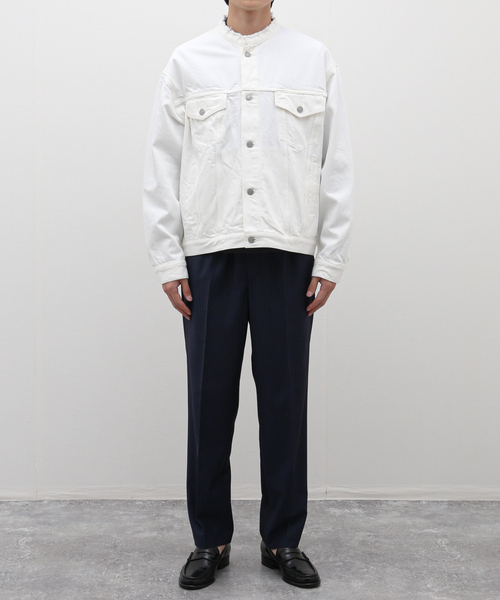 EDIFICE（エディフィス）の「【TATAMASS / タタマス】スタンドカラー トラッカージャケット（デニムジャケット・メンズ・ホワイト/ブラック・MEDIUM/LARGE）」の3枚目の写真