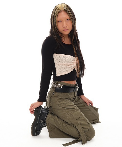 youthbath(ユースバース)の「A'GEM/9 × .kom 『youthbath/ユースバス』 RIBBON LONG SLEEVE/リボン長袖カットソー(Tシャツ/カットソー・レディース・ブラック/ピンク・M)」の3枚目の写真
