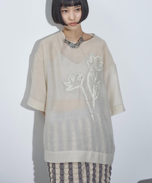 フラワーコード刺繍シアーTOPS &レイヤードフリルTシャツ フラワーコード刺繍シアーTOPS &レイヤードフリルTシャツ