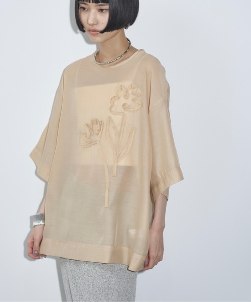 THE YOn（ザヨン）の「フラワーコード刺繍シアーハーフスリーブトップス（Tシャツ/カットソー・レディース・ナチュラル/ブラック/シャーベット・FREE）」の12枚目の写真