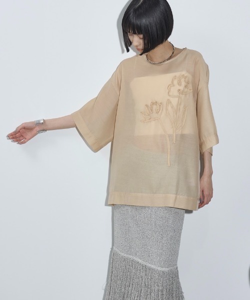 フラワーコード刺繍シアーTOPS &レイヤードフリルTシャツ フラワーコード刺繍シアーTOPS（Tシャツ/カットソー）｜Kastane