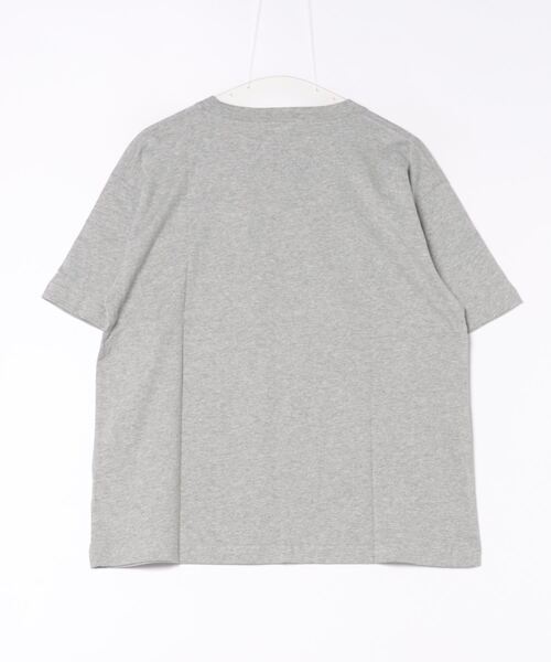 StompStamp（ストンプスタンプ）の「ﾐｯｷｰ＆ﾌﾚﾝｽﾞ/Ｔｼｬﾂ/ﾗｲｵﾝｽﾞ（Tシャツ/カットソー・メンズ・グレー・S/M/L/XL）」の4枚目の写真