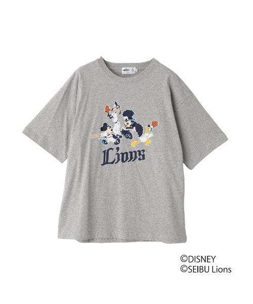 StompStamp（ストンプスタンプ）の「ﾐｯｷｰ＆ﾌﾚﾝｽﾞ/Ｔｼｬﾂ/ﾗｲｵﾝｽﾞ（Tシャツ/カットソー・メンズ・グレー・S/M/L/XL）」の2枚目の写真