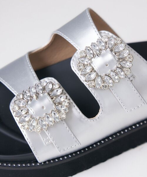 RETRO GIRL(レトロガール)の「ビジューベルトサンダル(サンダル・レディース・ブラック/シルバー/オフホワイト・LARGE/MEDIUM)」の19枚目の写真