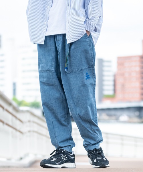 GERRY(ジェリー)の「【3】〔GERRY/ジェリー〕シャンブレー/ポプリン バルーンテーパードパンツ(デニムパンツ・メンズ・サックスブルー/ブルー/ブラック/オリーブ/ベージュ・LARGE/MEDIUM/X-LARGE)」の4枚目の写真