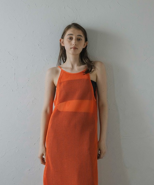 MINERTE(ミネルテ)の「【MINERTE】halter-neck mesh one piece / ホルターネックメッシュワンピース(ワンピース・レディース・ベージュ/オレンジ/ネイビー・FREE)」の18枚目の写真