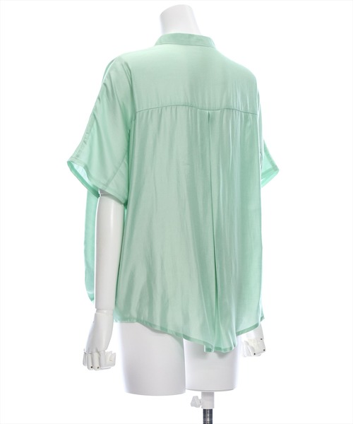 clear（クリア）の「フレンチスリーブ裾タックブラウス[オフィスカジュアル 着回し抜群 大人]≪再入荷≫（シャツ/ブラウス・レディース・オフホワイト/イエロー/ミント/ブラック/ブルーグレー・F）」の8枚目の写真