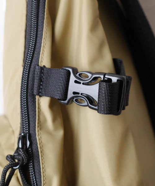 FREDRIK PACKERS(フレドリックパッカーズ)の「『FREDRIK PACKERS』マザーズバッグ 210D DAY PACK TIPI 210デニール デイパック バックパック ティピ(バックパック/リュック・レディース・ブラック/ベージュ/チャコールグレー・FREE)」の15枚目の写真