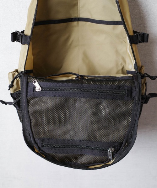 FREDRIK PACKERS(フレドリックパッカーズ)の「『FREDRIK PACKERS』マザーズバッグ 210D DAY PACK TIPI 210デニール デイパック バックパック ティピ(バックパック/リュック・レディース・ブラック/ベージュ/チャコールグレー・FREE)」の21枚目の写真