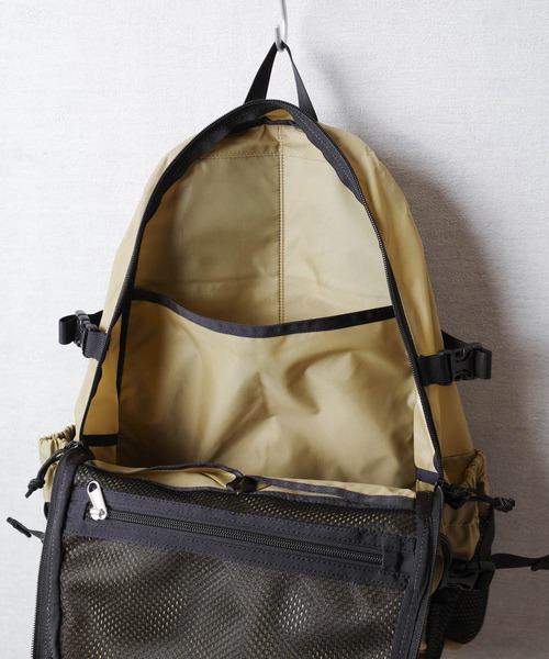 FREDRIK PACKERS(フレドリックパッカーズ)の「『FREDRIK PACKERS』マザーズバッグ 210D DAY PACK TIPI 210デニール デイパック バックパック ティピ(バックパック/リュック・レディース・ブラック/ベージュ/チャコールグレー・FREE)」の22枚目の写真