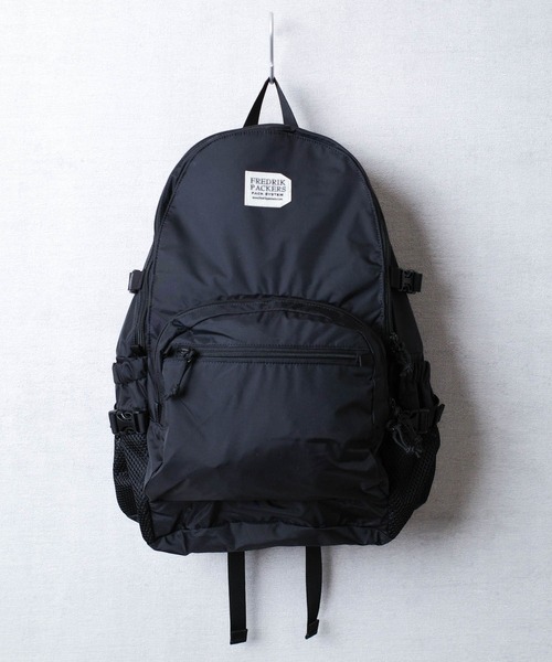 FREDRIK PACKERS(フレドリックパッカーズ)の「『FREDRIK PACKERS』マザーズバッグ 210D DAY PACK TIPI 210デニール デイパック バックパック ティピ(バックパック/リュック・レディース・ブラック/ベージュ/チャコールグレー・FREE)」の4枚目の写真
