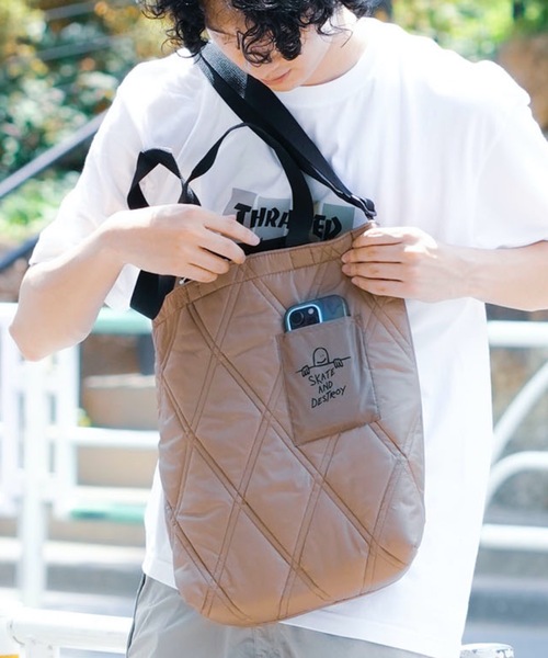 QUILTING Tote Shoulder Bag M/スラッシャーノートパソコン収納可能