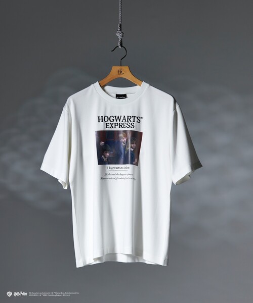 tk.TAKEO KIKUCHI(ティーケータケオキクチ)の「◆【Harry Potter Capsule Collection】フォトプリントTシャツ(Tシャツ/カットソー・メンズ・ホワイト/ブラック系1/ブラック系/ブラック/ホワイト系1/ホワイト系2・01/02/03)」の4枚目の写真