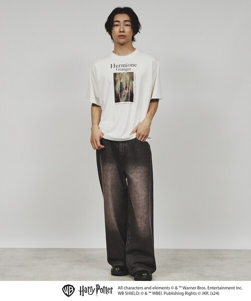 tk.TAKEO KIKUCHI(ティーケータケオキクチ)の「◆【Harry Potter Capsule Collection】フォトプリントTシャツ(Tシャツ/カットソー・メンズ・ホワイト/ブラック系1/ブラック系/ブラック/ホワイト系1/ホワイト系2・01/02/03)」の11枚目の写真