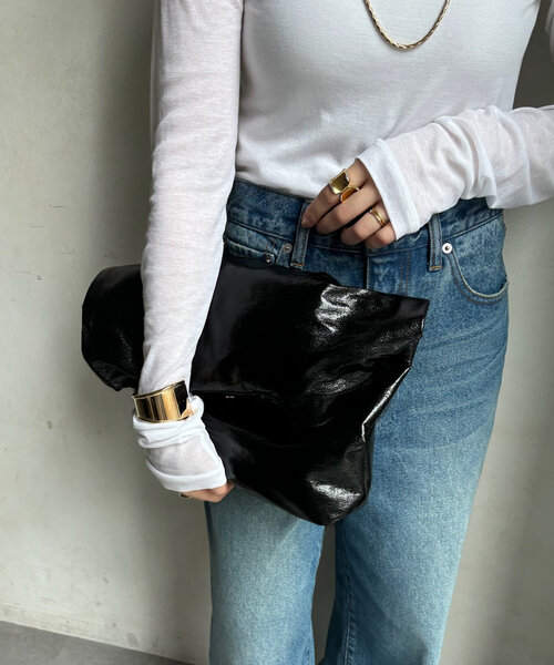 DouDou（ドゥドゥ）の「【WEB限定】メタリックシャーリングポケットトート（ショルダーバッグ・レディース・ゴールド/ブラック/シルバー・FREE）」の10枚目の写真