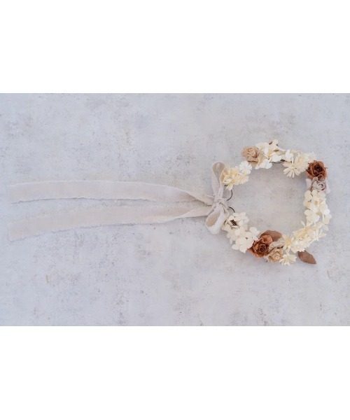 CHACO （FLOWER ACCESSORY）（チャコ）の「CHACO/ リボン付きペーパーリース（その他ヘアアクセサリー・レディース・ホワイト×ブラウン・FREE）」の9枚目の写真