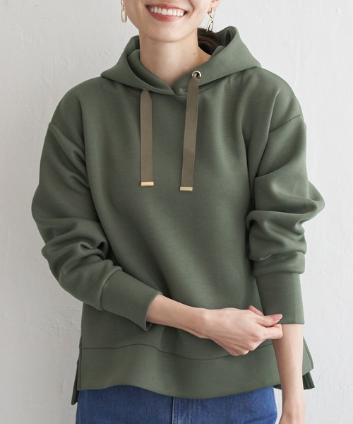 ikka（イッカ）の「【洗濯機で洗える／親子コーデ】GOKU楽ダンボールフードパーカー（パーカー・レディース・ベージュ/モカ/レッド系その他/ダークグリーン/ブラック・M/L/S）」の4枚目の写真