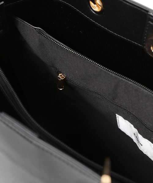 Elura(エルーラ)の「スマートリュクス2WAYトート/137727(トートバッグ・レディース・アイボリー/ブラック・ONE SIZE)」の22枚目の写真