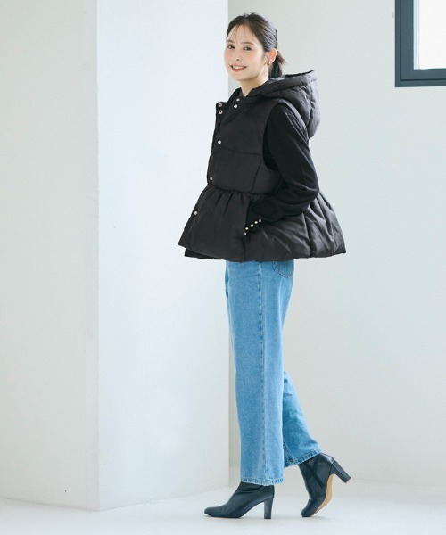 coca（coca）（コカ）の「中綿ペプラムベスト 取り外し可能フード付き（その他アウター・レディース・アイボリー/ブラック/ネイビー/ブラウン・M/L/S）」の13枚目の写真