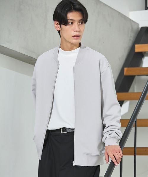 ESSENTIALS WARDROBE(エッセンシャルワードローブ)の「コットンポンチMA-1ブルゾン(MA-1・メンズ・ブラック/ホワイト/ライトグレー・XL/S/M/L)」の3枚目の写真