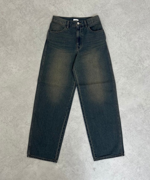 favclo.(ファブクロ)の「BACK LOGO STRAIGHT DENIM PANTS / バックロゴストレートデニムパンツ(デニムパンツ・レディース・サックスブルー/インディゴブルー・LARGE/MEDIUM)」の17枚目の写真