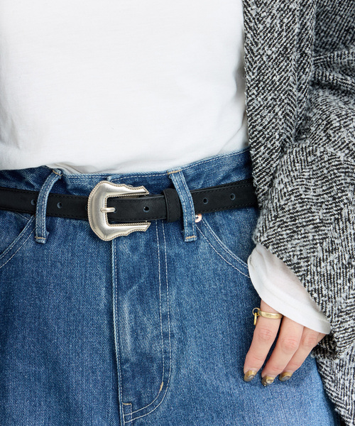 B.C STOCK(ベーセーストック)の「シルバーウエスタンバックルベルト(ベルト・レディース・ブラウン/ブラック・FREE)」の6枚目の写真