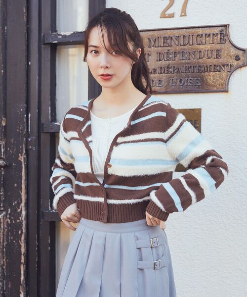 earth music&ecology（アースミュージックアンドエコロジー）の「マルチボーダーコンパクトカーディガン（カーディガン/ボレロ・レディース・ブラウン/グレー/オフホワイト・FREE）」の15枚目の写真