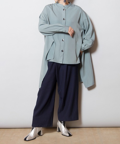 OSMOSIS(オズモーシス)の「バックフレアーブラウス(ポロシャツ・レディース・ブラック/サックスブルー/アイボリー・ONE SIZE)」の17枚目の写真
