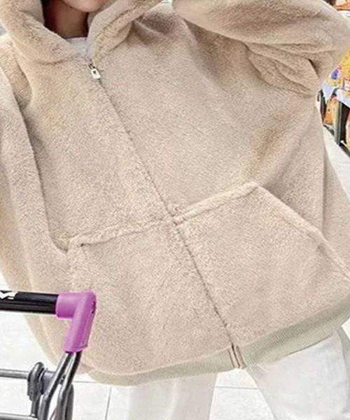 SPIGA(スピーガ)の「モコモコボアブルゾン(ブルゾン・レディース・アイボリー/ブラック・FREE)」の1枚目の写真