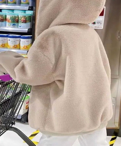 SPIGA(スピーガ)の「モコモコボアブルゾン(ブルゾン・レディース・アイボリー/ブラック・FREE)」の3枚目の写真