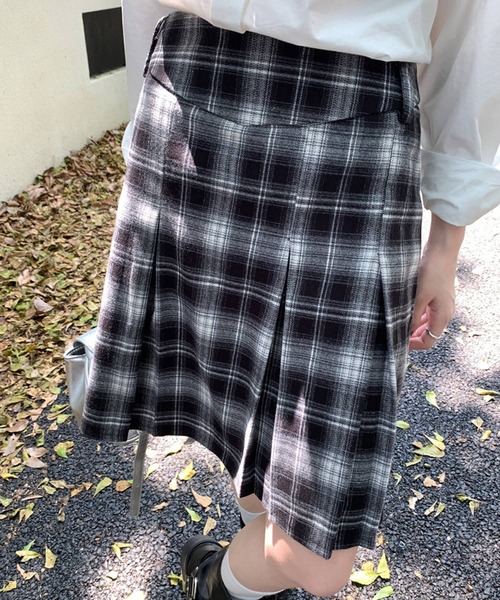 HALEY PESCA（ヘーリーペスカ）の「HALEY PESCA/ギークチェック　ミディアムプリーツスカート（スカート・レディース・ブラック/ブルー/ブラウン・MEDIUM/SMALL）」の6枚目の写真