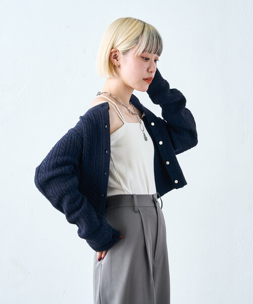 w closet（ダブルクローゼット）の「カップ付キャミ（キャミソール・レディース・オフホワイト/ブラウン/ブラック・FREE）」の5枚目の写真