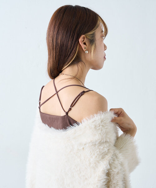 w closet（ダブルクローゼット）の「カップ付キャミ（キャミソール・レディース・オフホワイト/ブラウン/ブラック・FREE）」の17枚目の写真